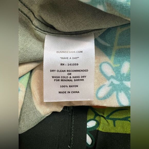 NWT Duvin Tropical Orange Hula Girl and Crocodile Button Up Shirt Medium - Picture 10 of 11